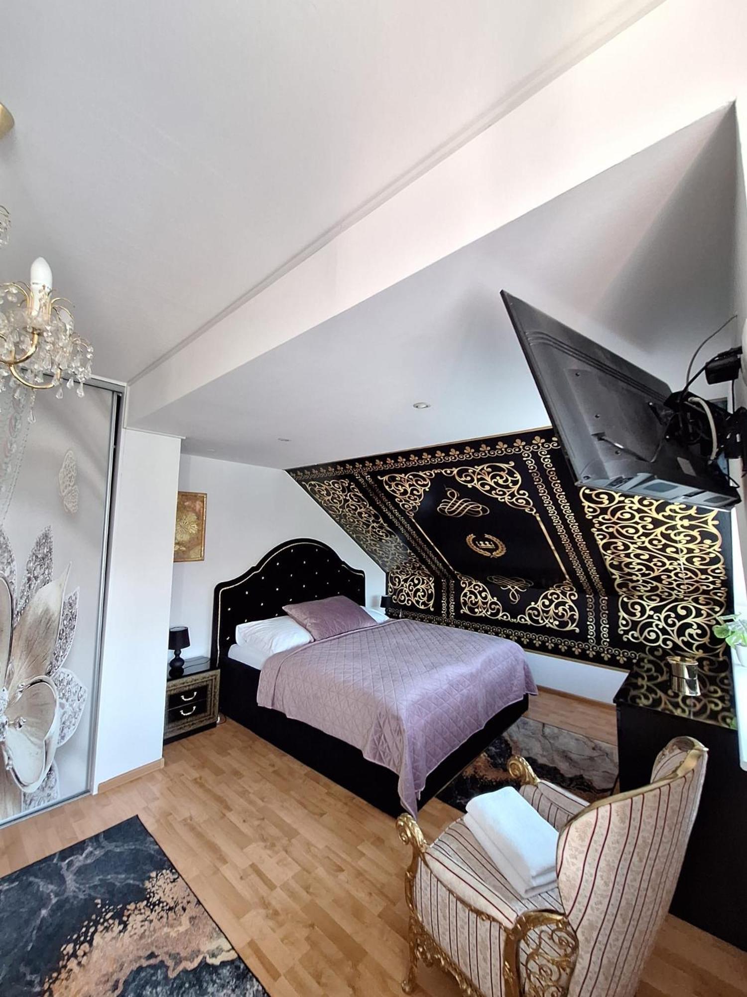 Meduza Wellness Spa S Ubytovanim Hlohovec Eksteriør bilde